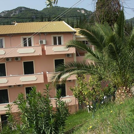 Alexis Apartments Беницес Екстериор снимка