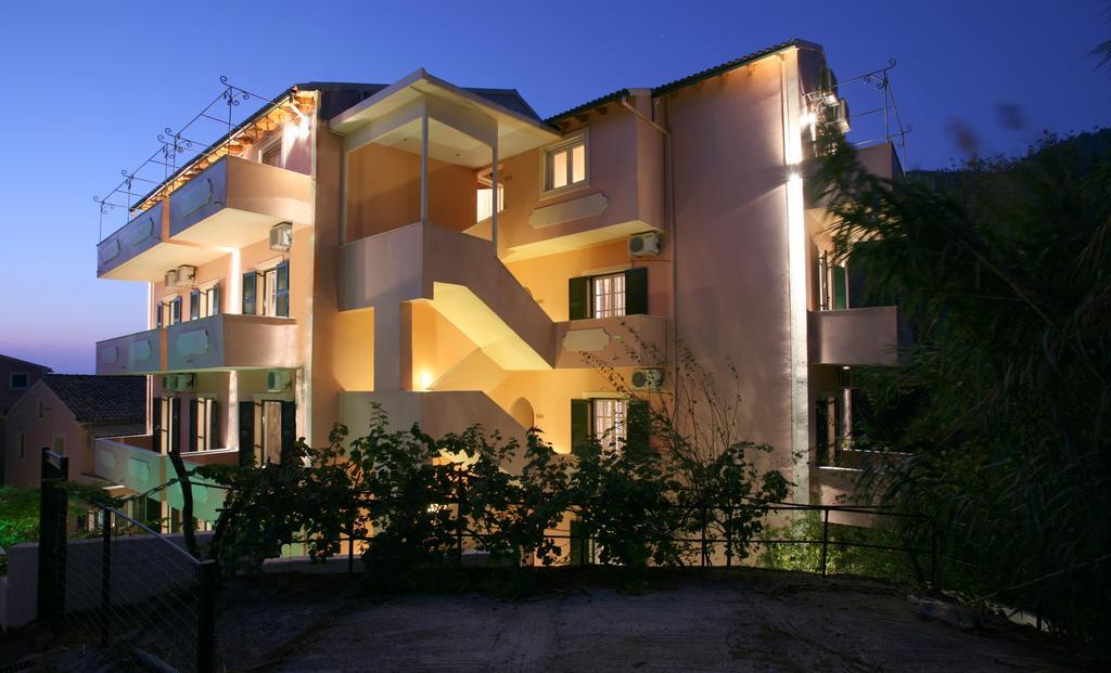 Alexis Apartments Беницес Стая снимка