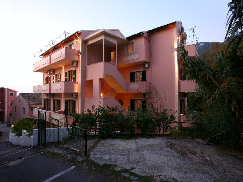 Alexis Apartments Беницес Екстериор снимка
