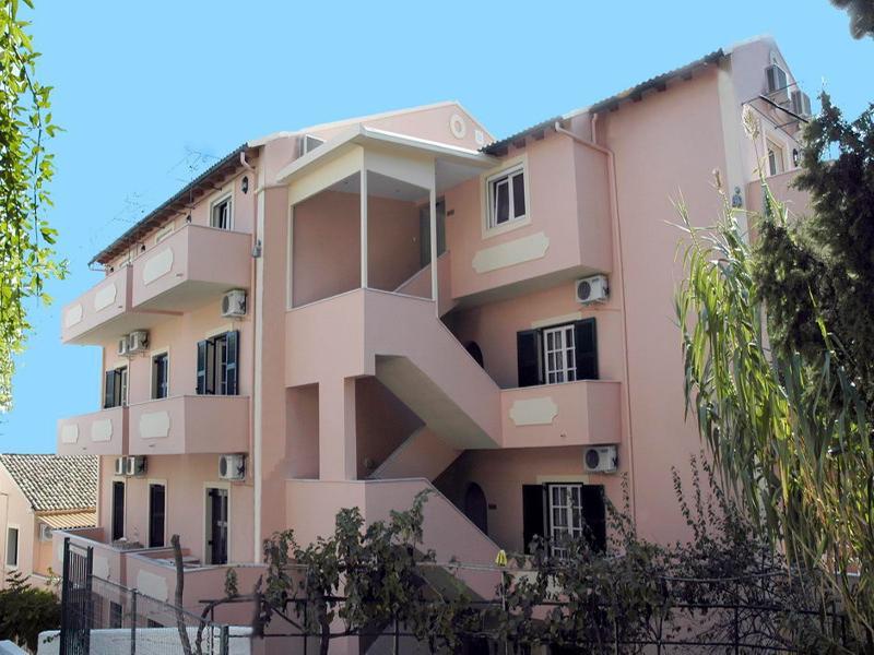 Alexis Apartments Беницес Екстериор снимка